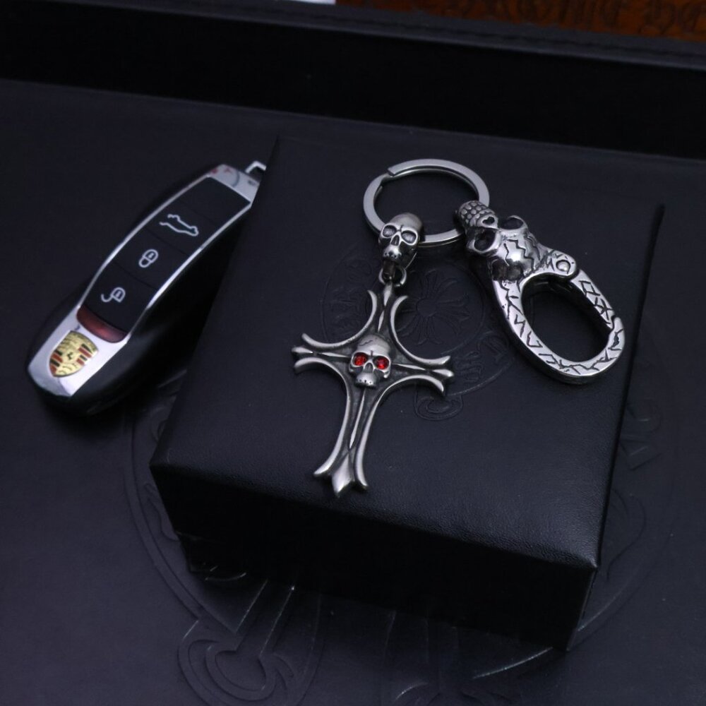 𝐂𝐡𝐫𝐨𝐦𝐞 𝐡𝐞𝐚𝐫𝐭 keychain pendant - Picture 5 of 8